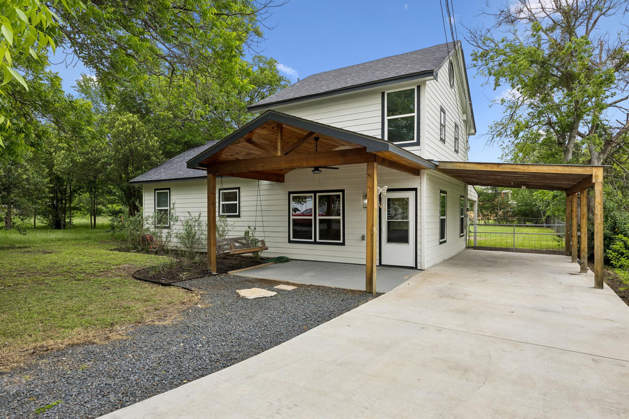 1909 Pine, Georgetown, TX 78626 — photo 1