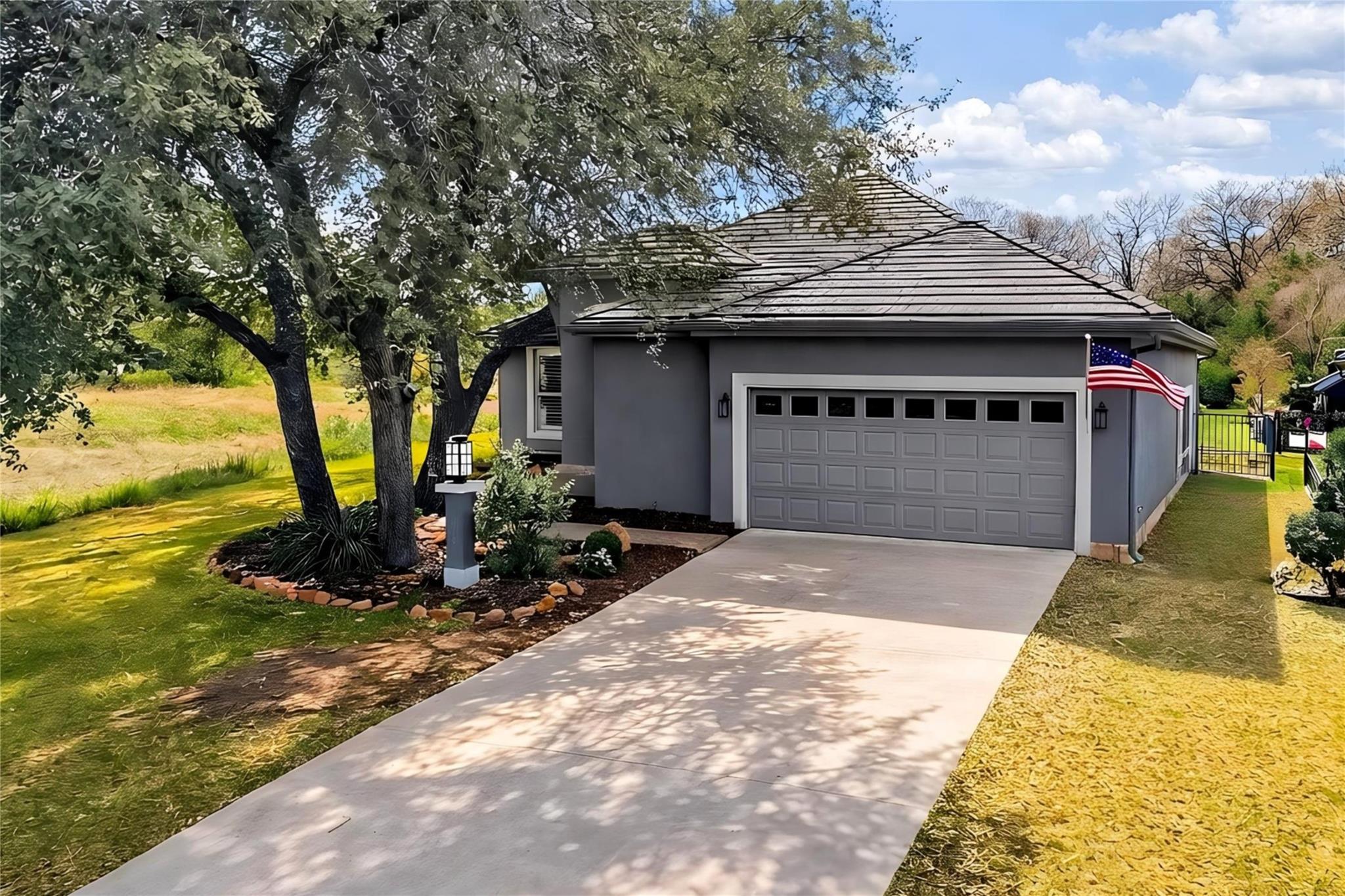317 Short Circuit, Horseshoe Bay, TX 78657 — photo 1