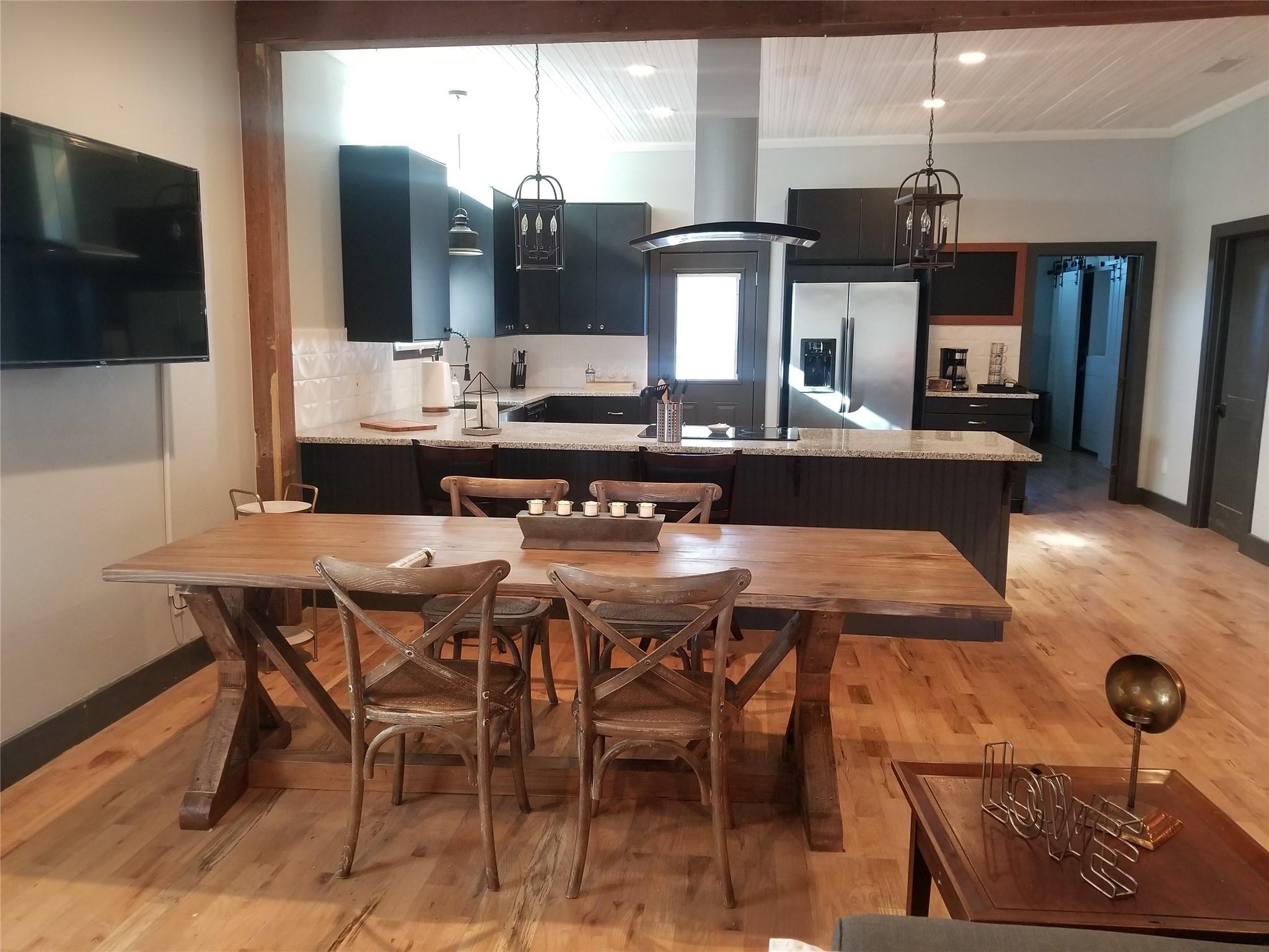 410 Milam, Round Rock, TX 78664 — photo 1