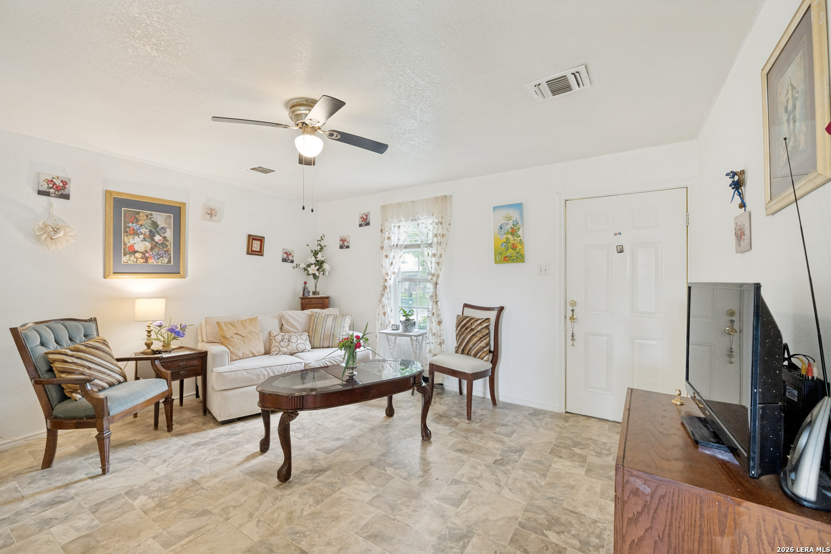 306 E Lindbergh Blvd, , 78148 — photo 1