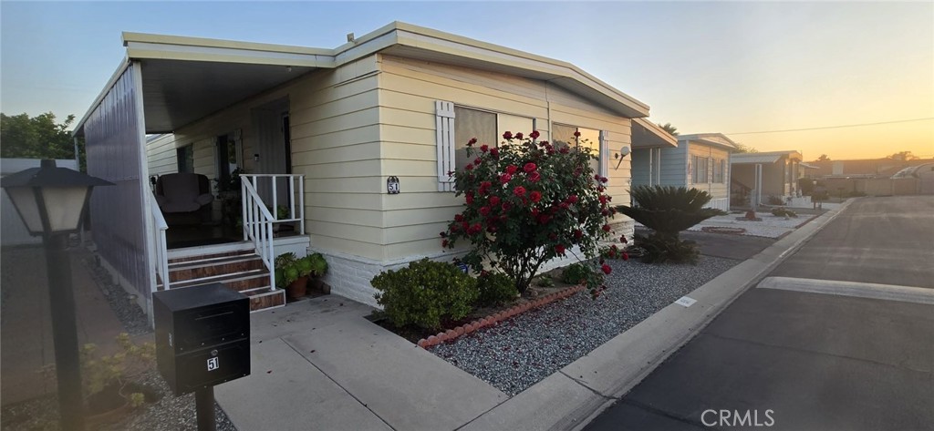 575 S Lyon Avenue 51, Hemet, CA 92545 — photo 1