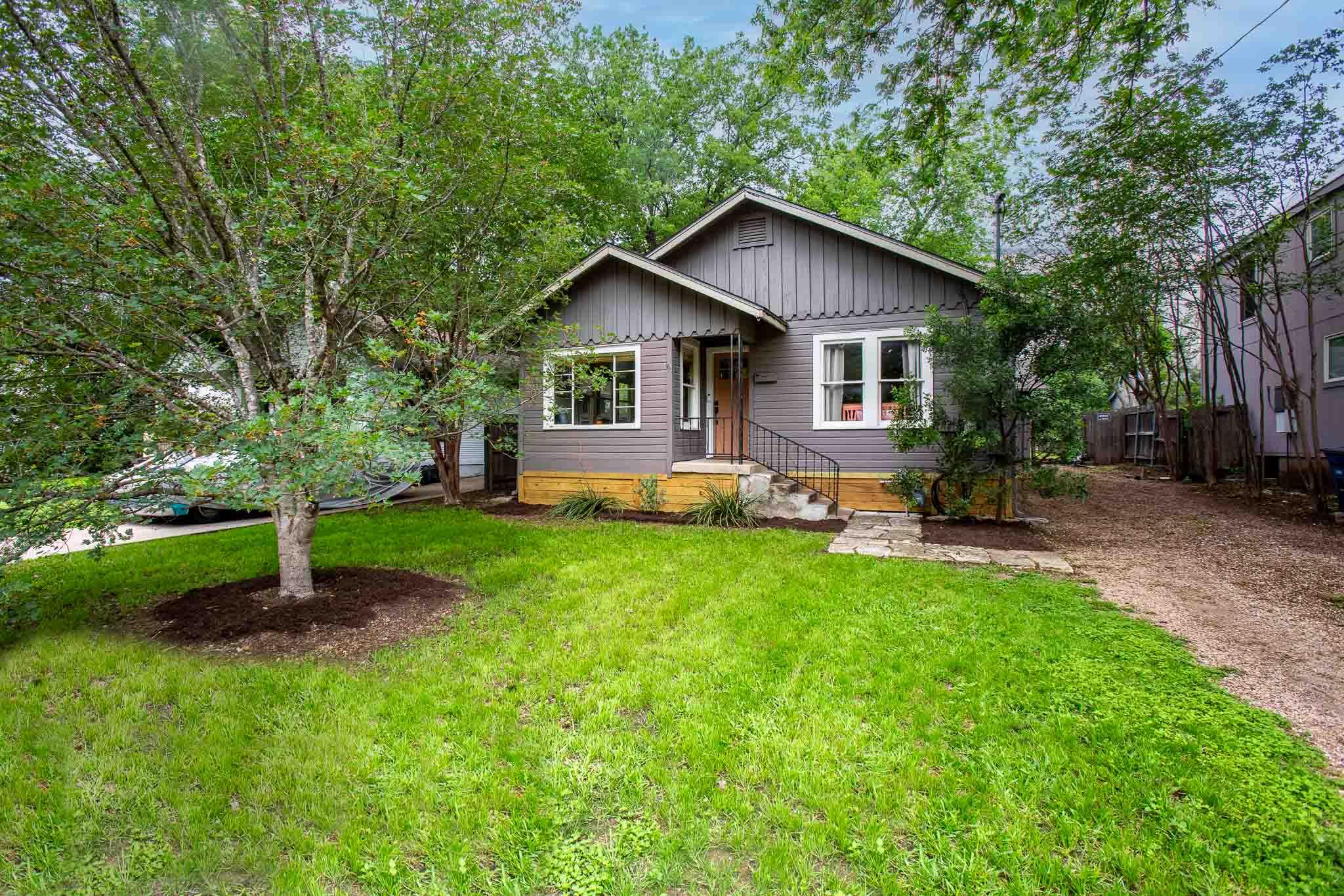 2714 22nd, Austin, TX 78722 — photo 1
