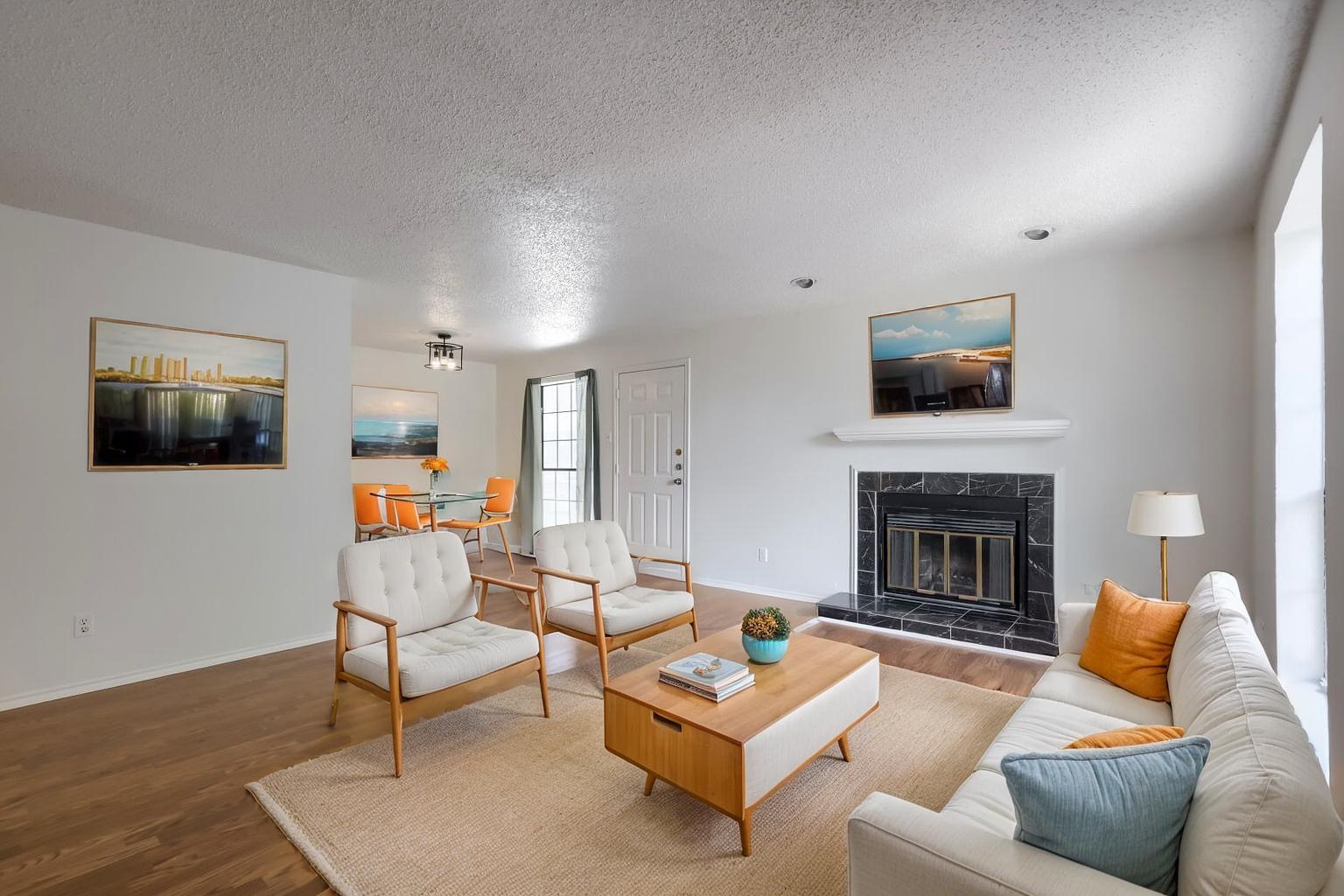 2401 Leon, Austin, TX 78705 — photo 1