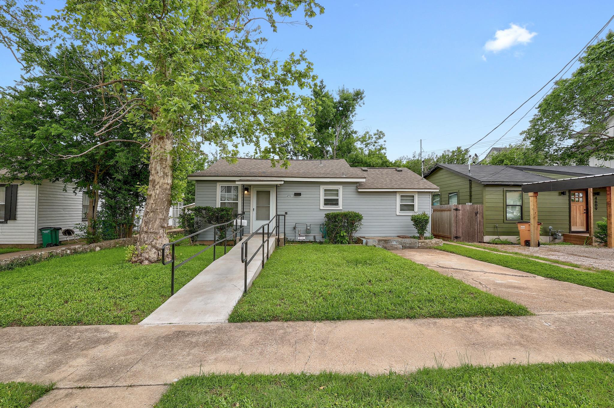 4701 Leslie, Austin, TX 78721 — photo 1