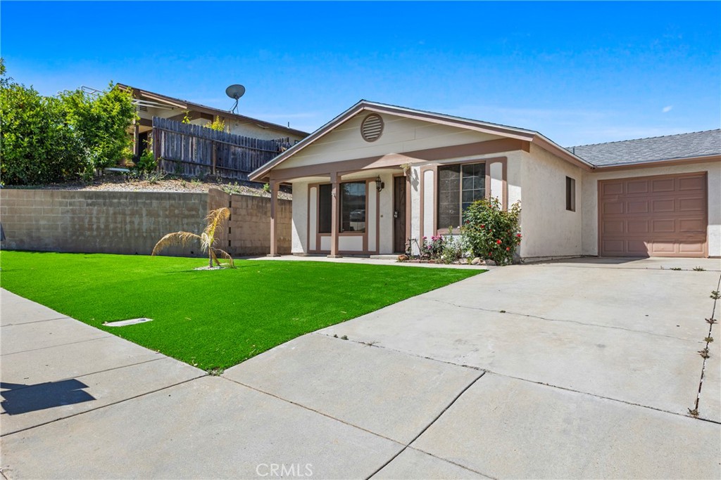 28275 Los Cielos, Menifee, CA 92586 — photo 1