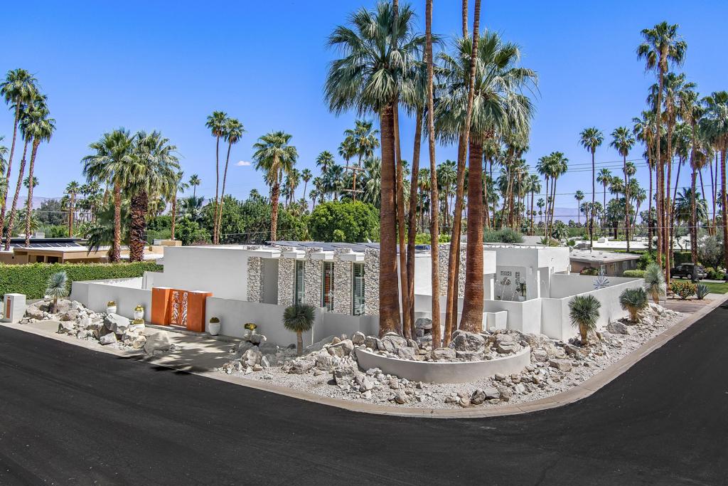 1190 S Calle De Maria, Palm Springs, CA 92264 — photo 1
