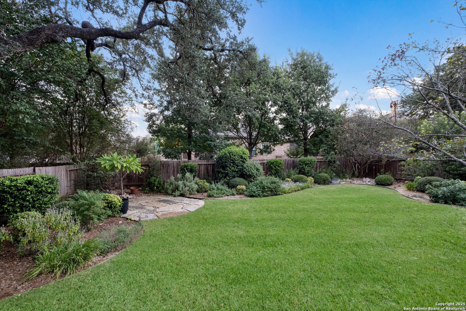 8923 Painted Oak, ,  78255 — photo 1