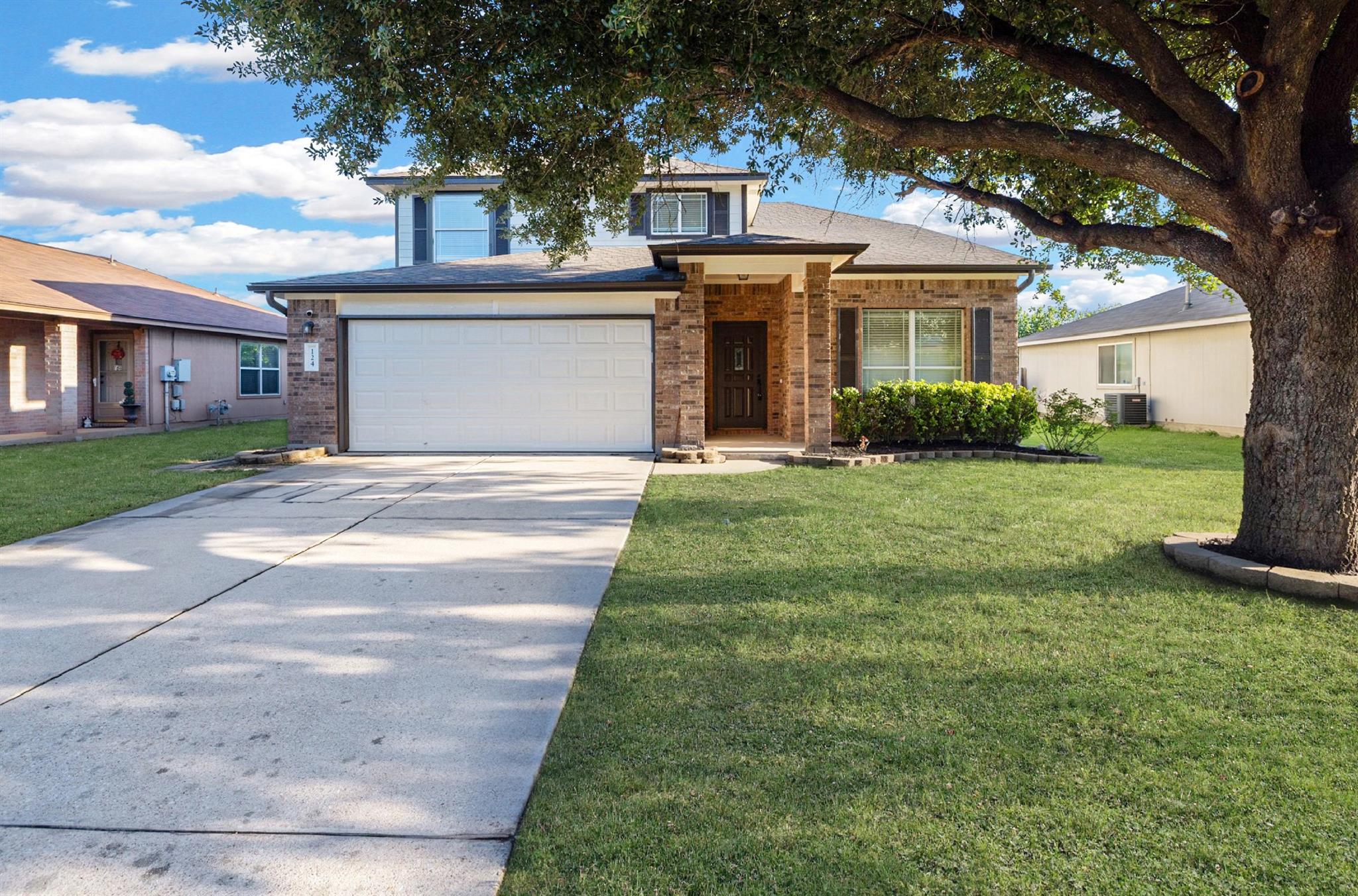 124 Steven, Hutto, TX 78634 — photo 1