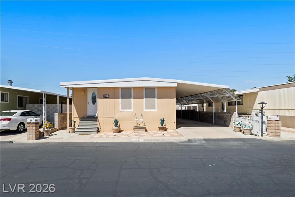 4641 Royal Ridge Boulevard, Las Vegas, NV 89103 — photo 1