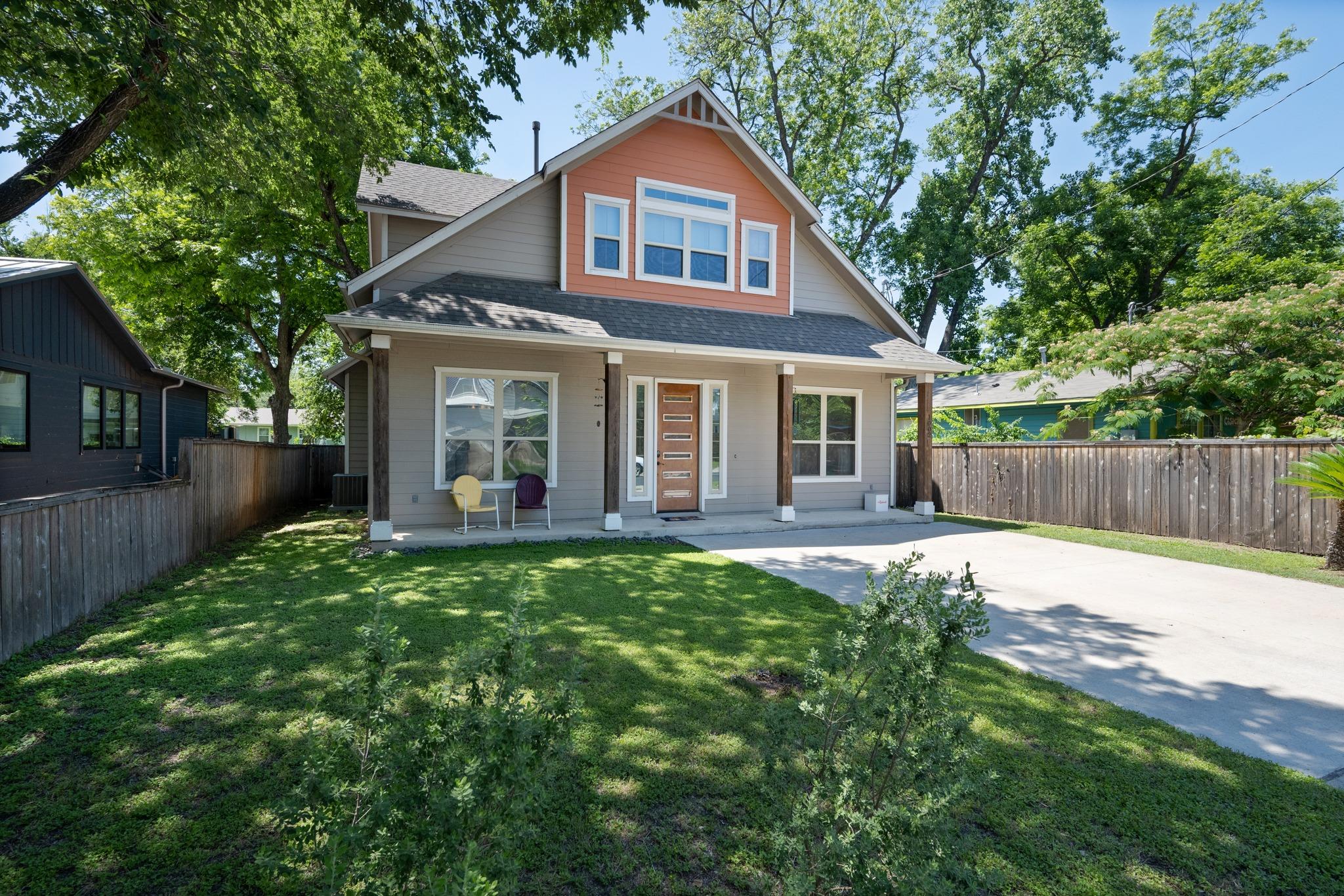 1002 Linden, Austin, TX 78702 — photo 1