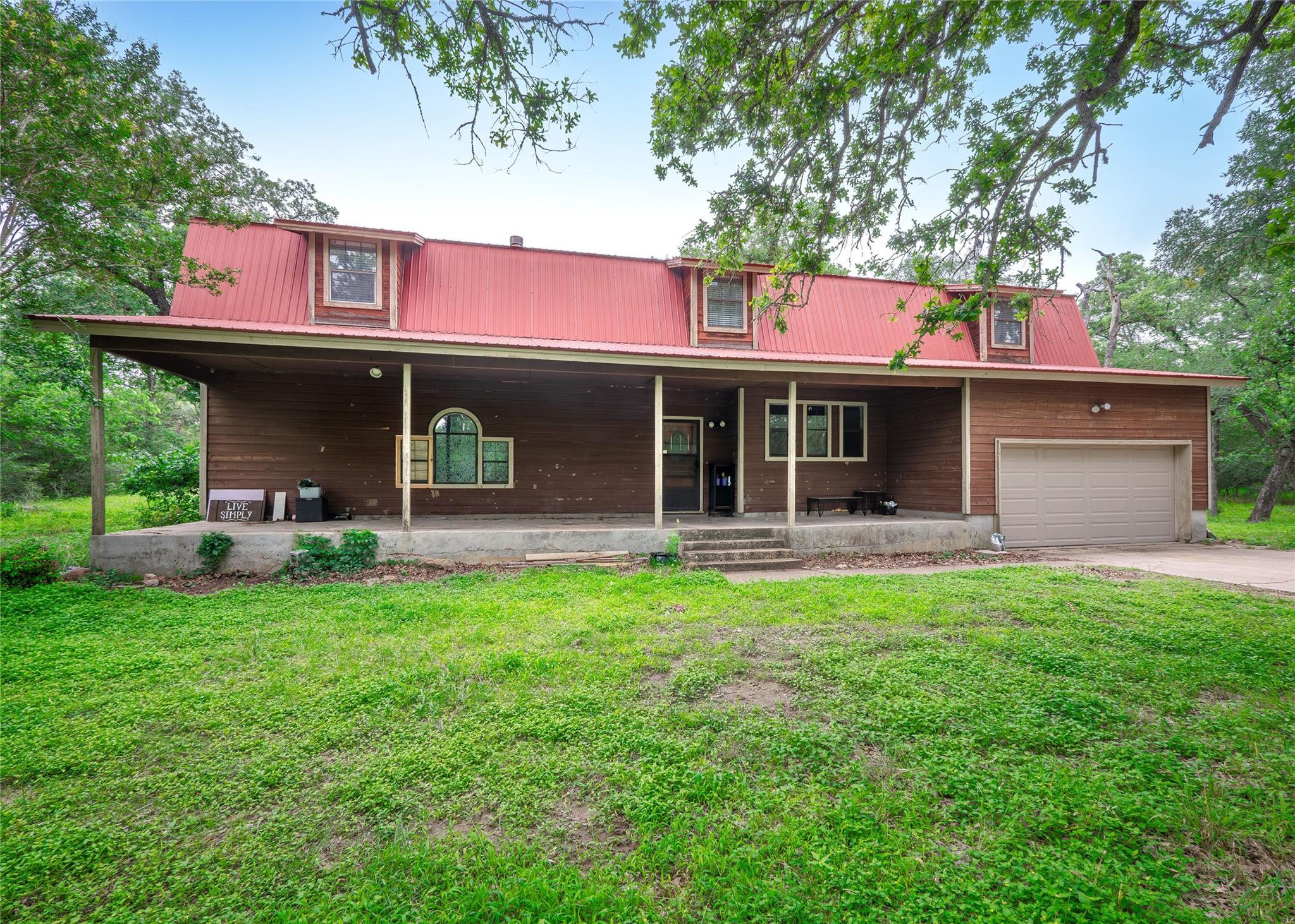 222 Indiana, Lockhart, TX 78644 — photo 1