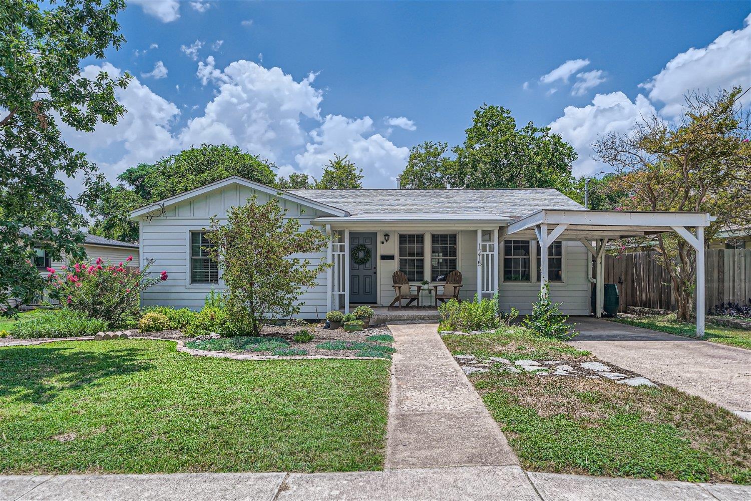 1215 Payne, Austin, TX 78757 — photo 1