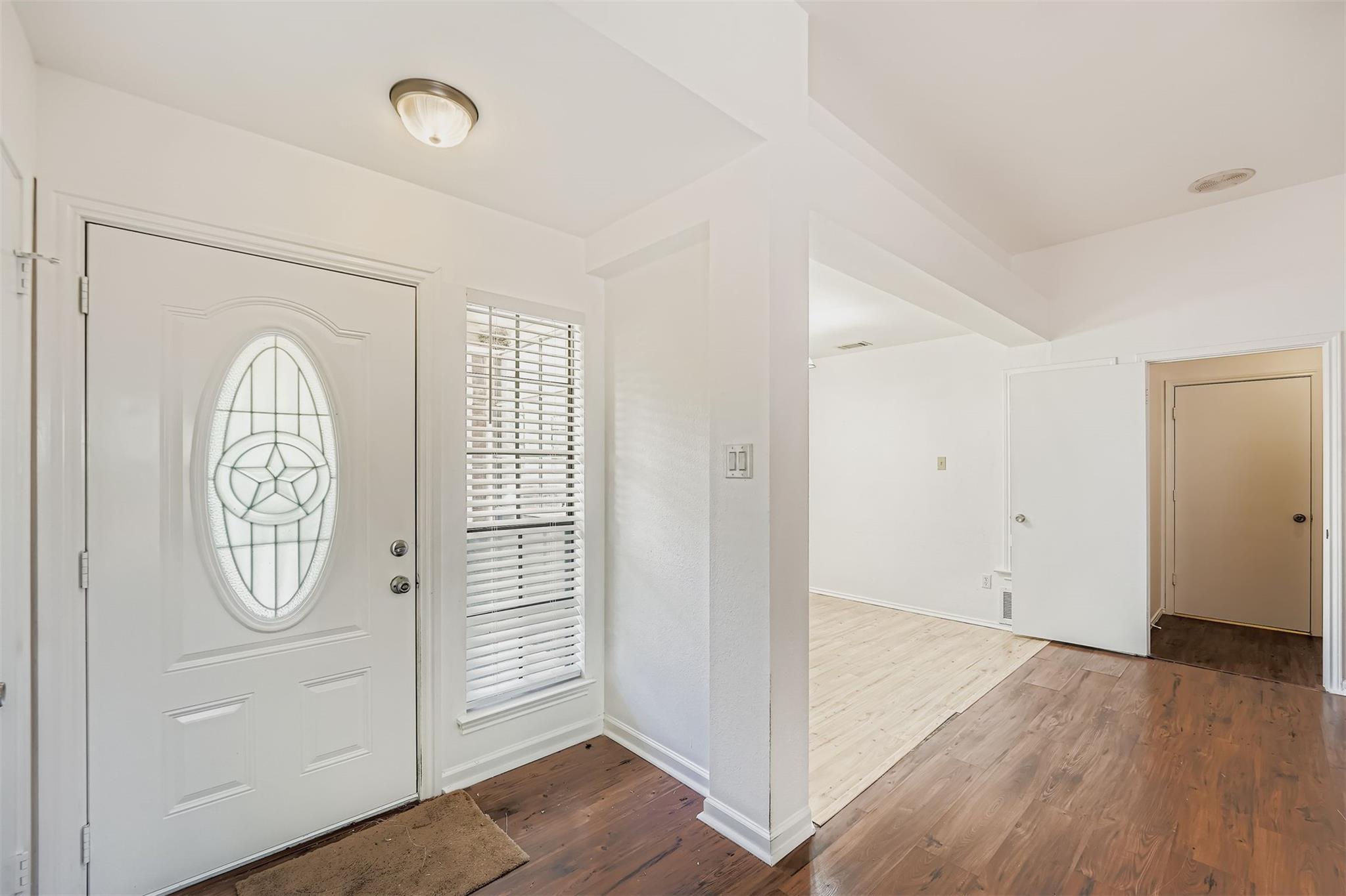 2100 Buckeye, Round Rock, TX 78664 — photo 1