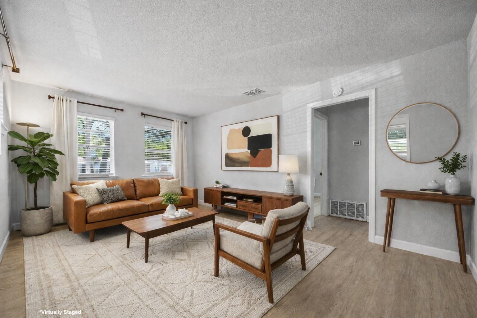 4709 Leslie, Austin, TX 78721 — photo 1