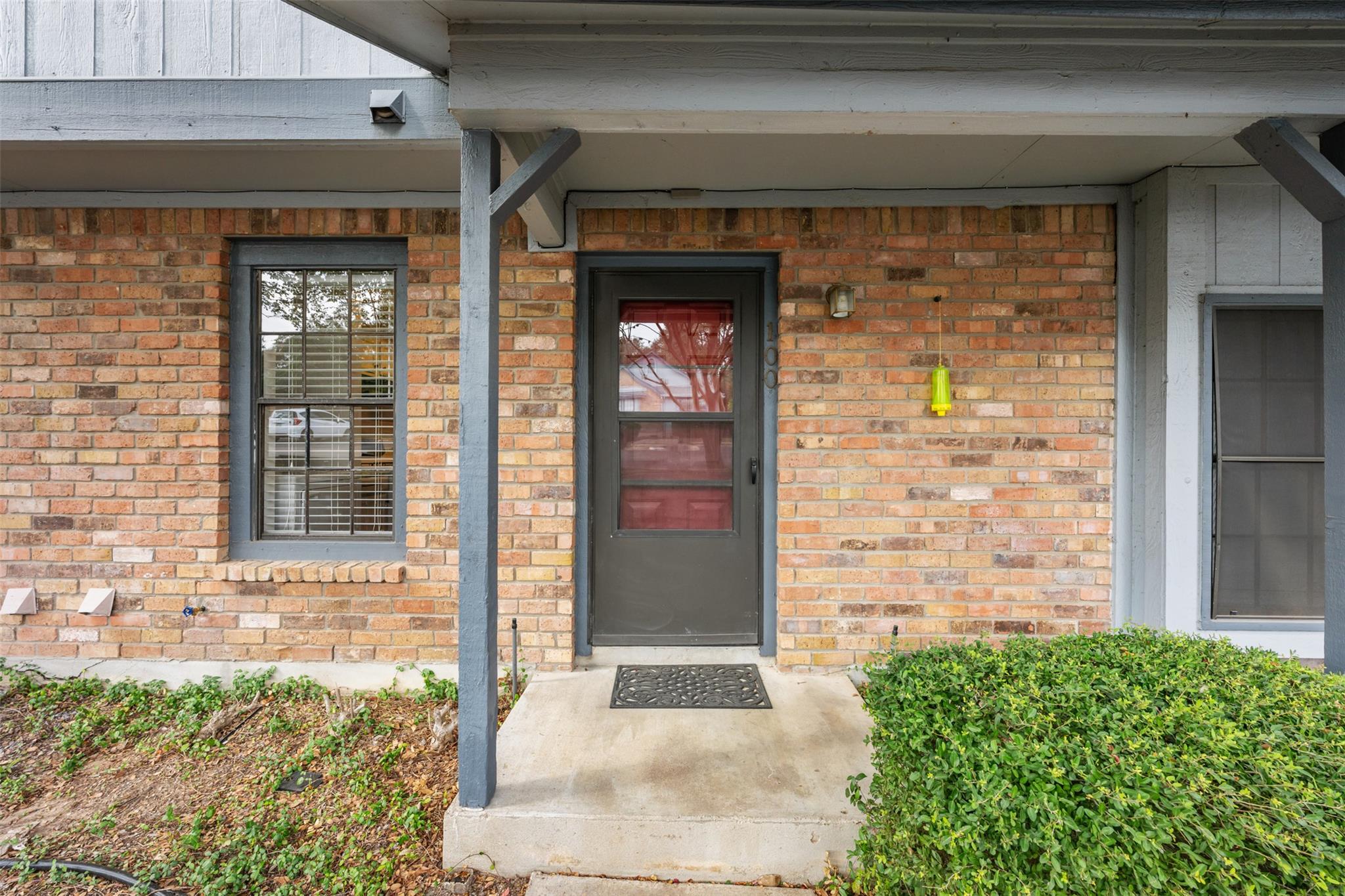 1411 Gracy Farms, Austin, TX 78758 — photo 1