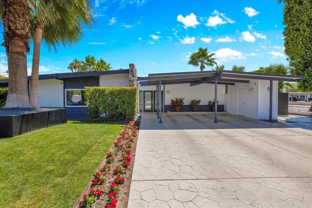 216 N Lyn Circle, Palm Springs, CA 92262 — photo 1