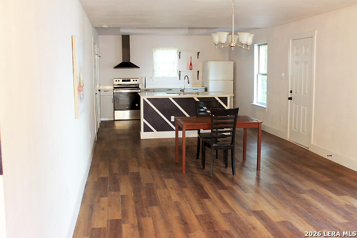 1006 DIVISION AVE, , 78225 — photo 1