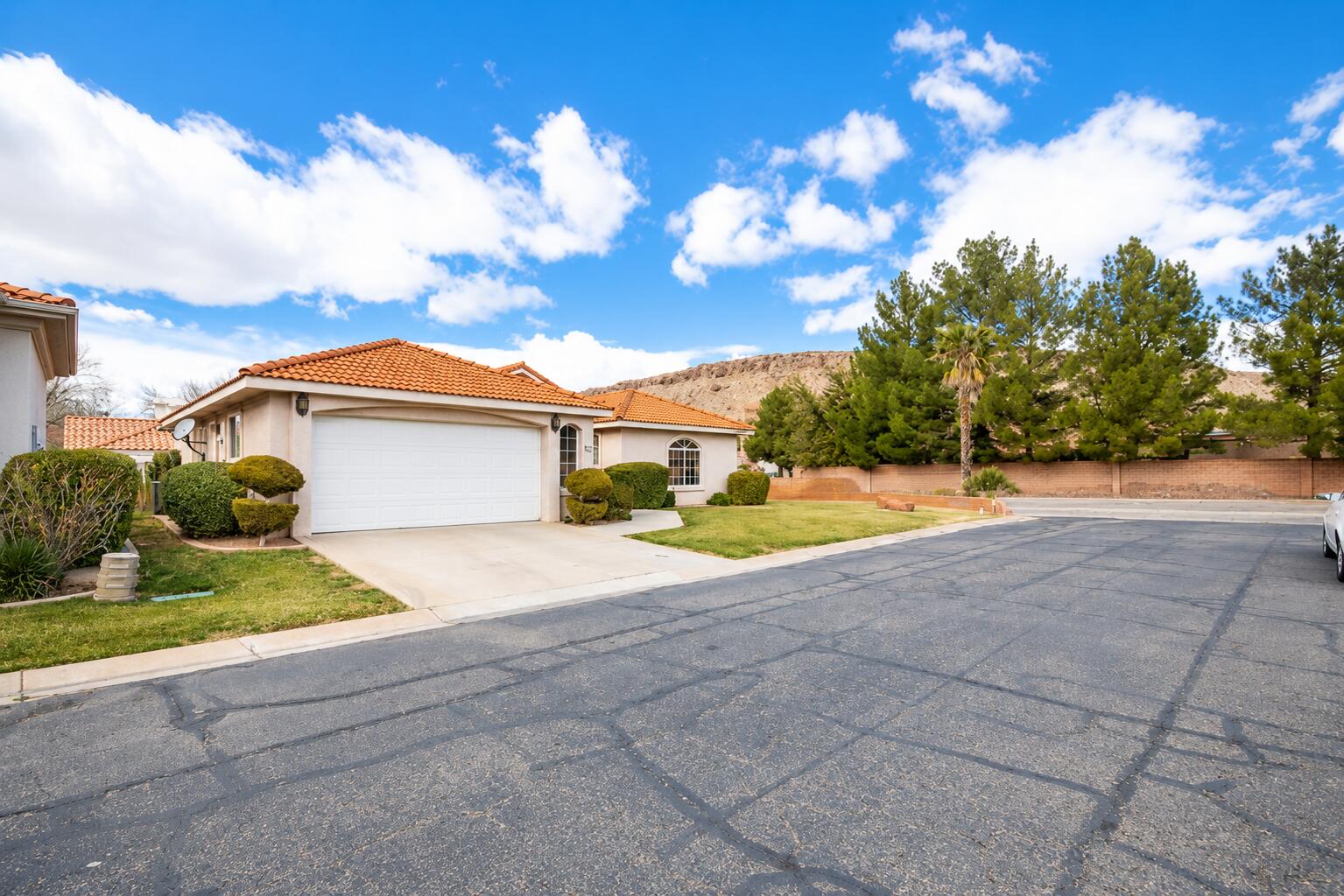 385 W Brigham 22, St George, UT 84790 — photo 1