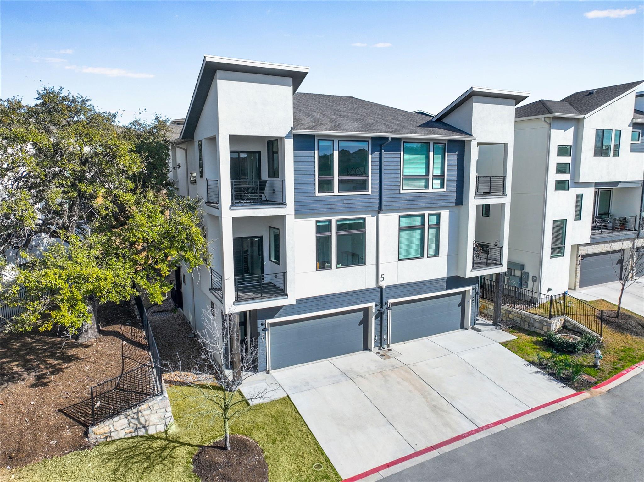 2050 Lohmans Spur, Lakeway, TX 78734 — photo 1
