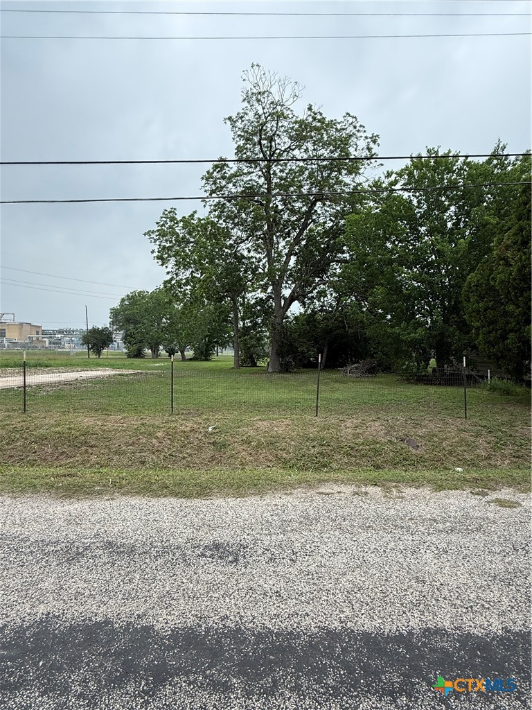1105 S De Leon St. Street, Victoria, TX 77901 — photo 1