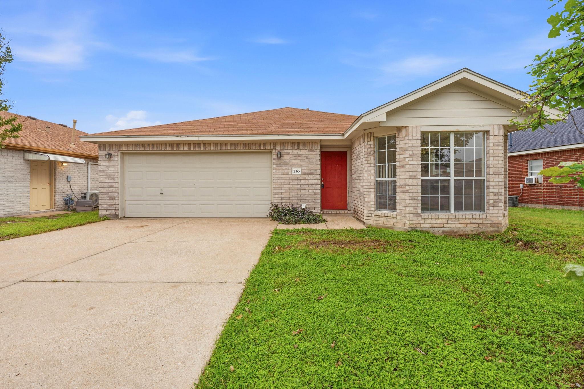 116 Blue Ridge Trl, Elgin, TX 78621 — photo 1