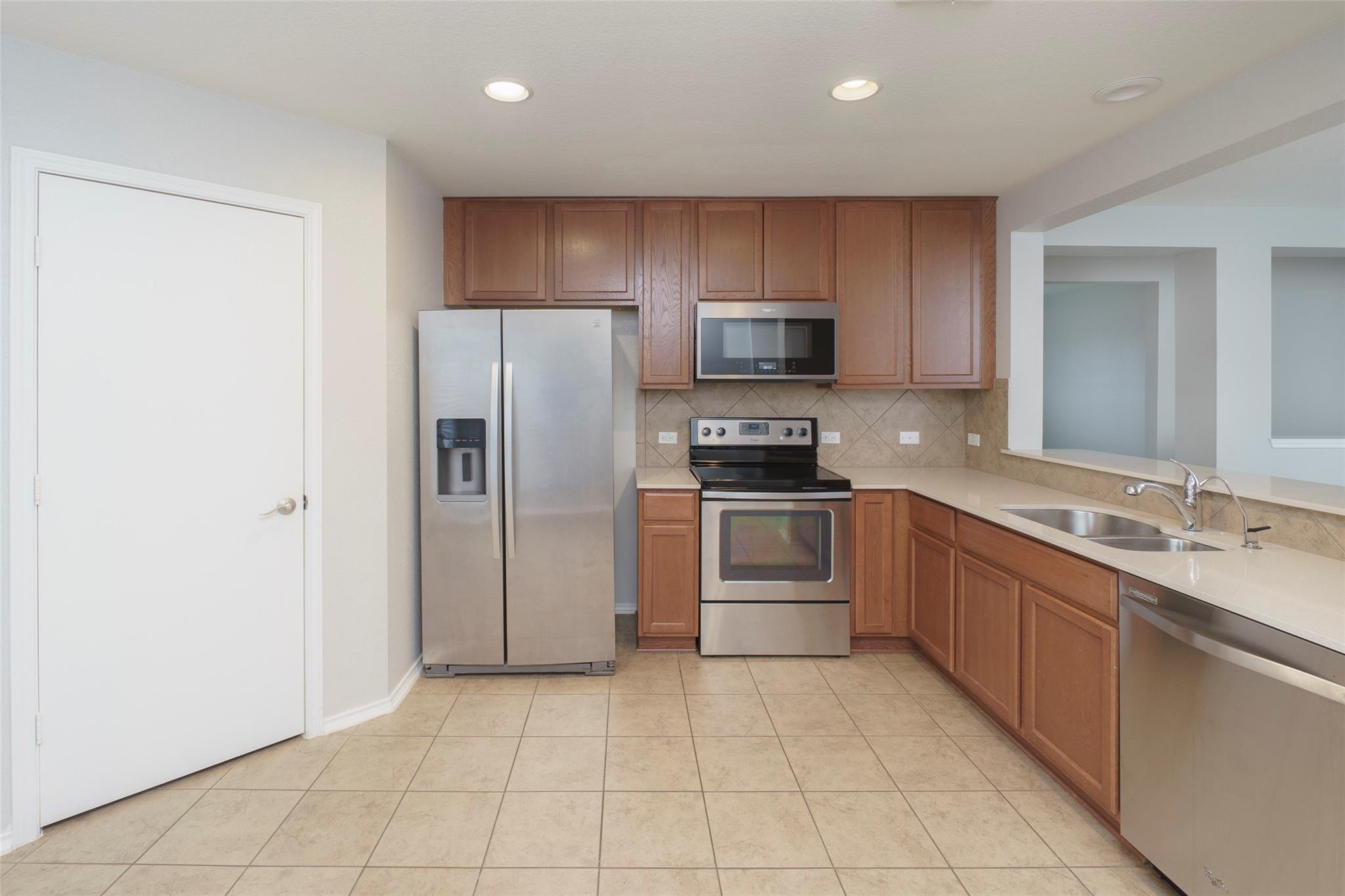 11221 Kirkland Hill, Austin, TX 78754 — photo 1