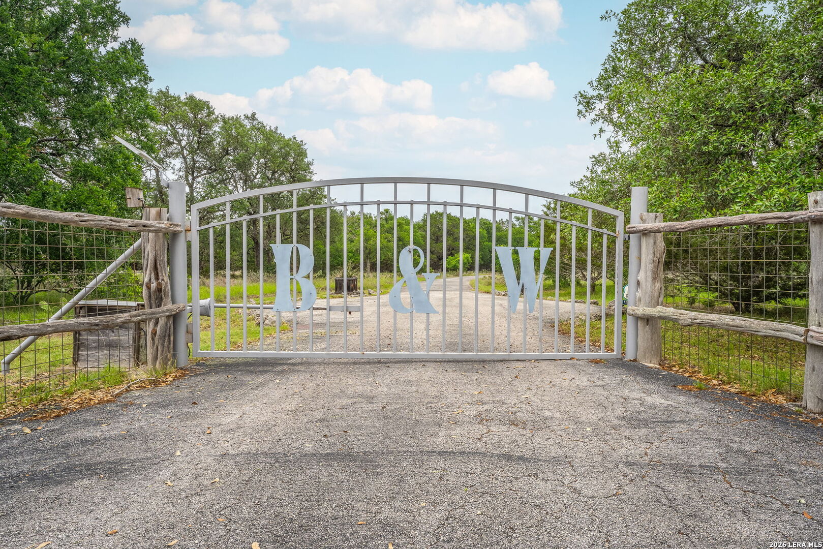 8580 SPRING BRANCH RD, ,  78070 — photo 1