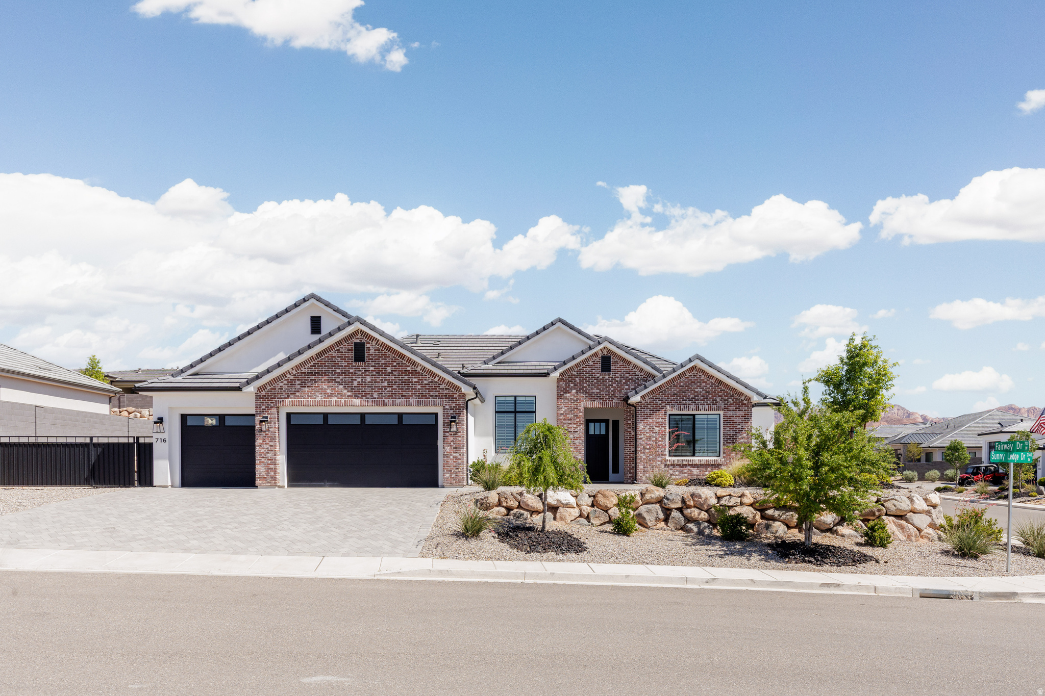 716 W SUNNY LEDGE DR, Washington, UT 84780 — photo 1