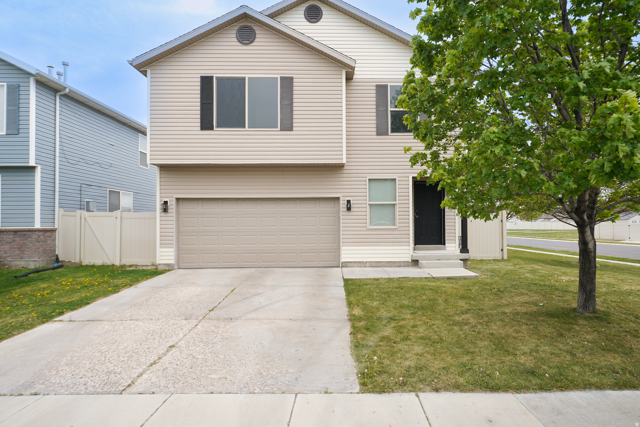 2128 E EAGLE CREST WAY, Eagle Mountain, UT 84005 — photo 1