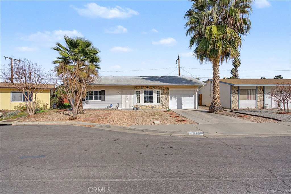 640 Barber Drive, Hemet, CA 92543 — photo 1
