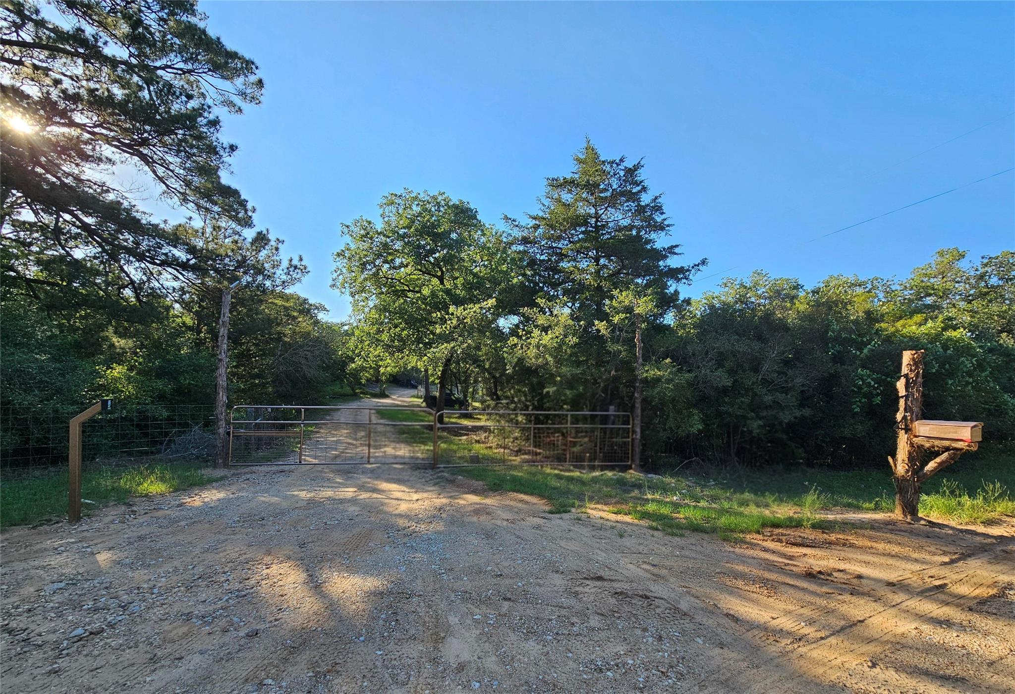114 Fealy, Red Rock, TX 78662 — photo 1