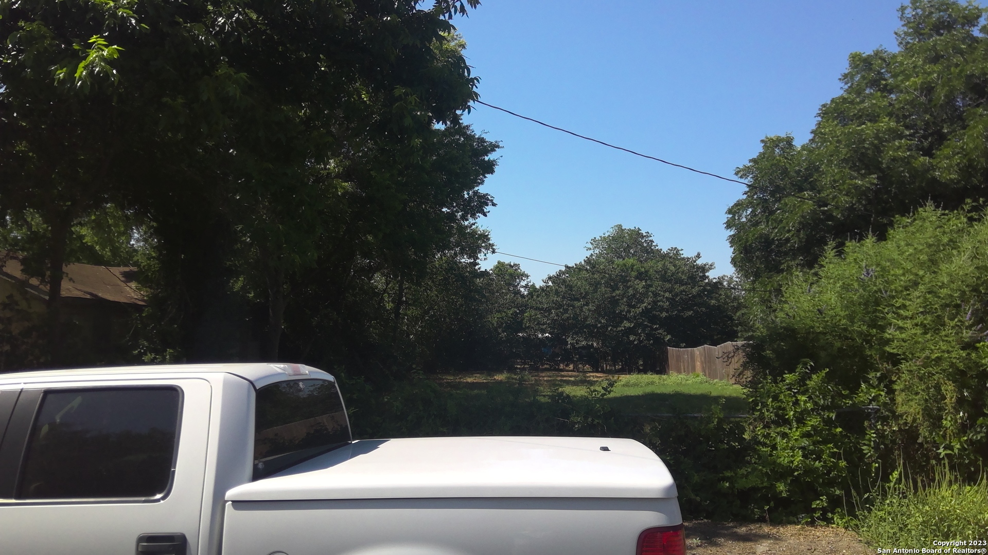 112 Del Valle Alley, San Antonio, TX 78207 — photo 1