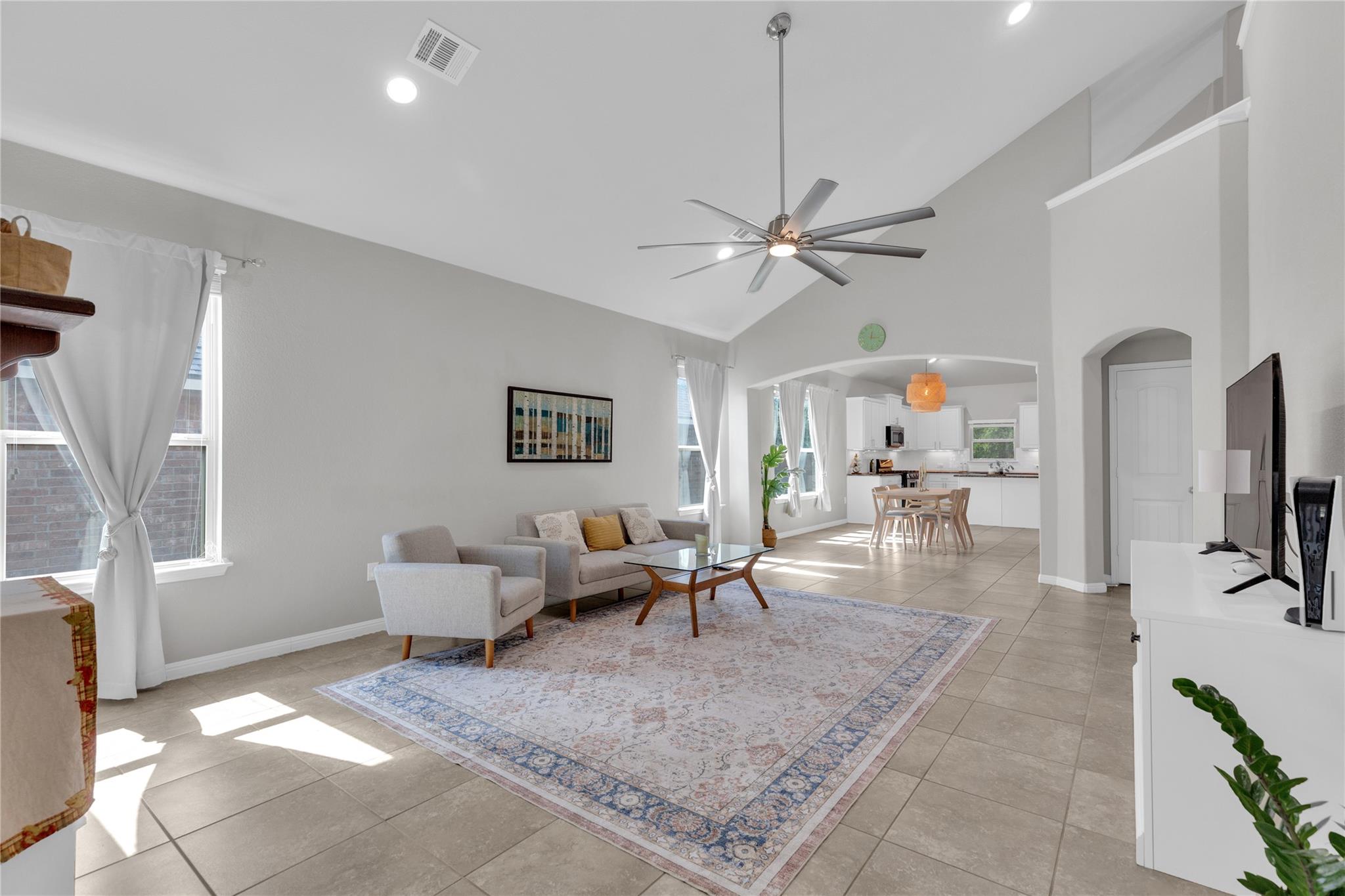 721  Schefer St, Leander, TX 78641 — photo 1