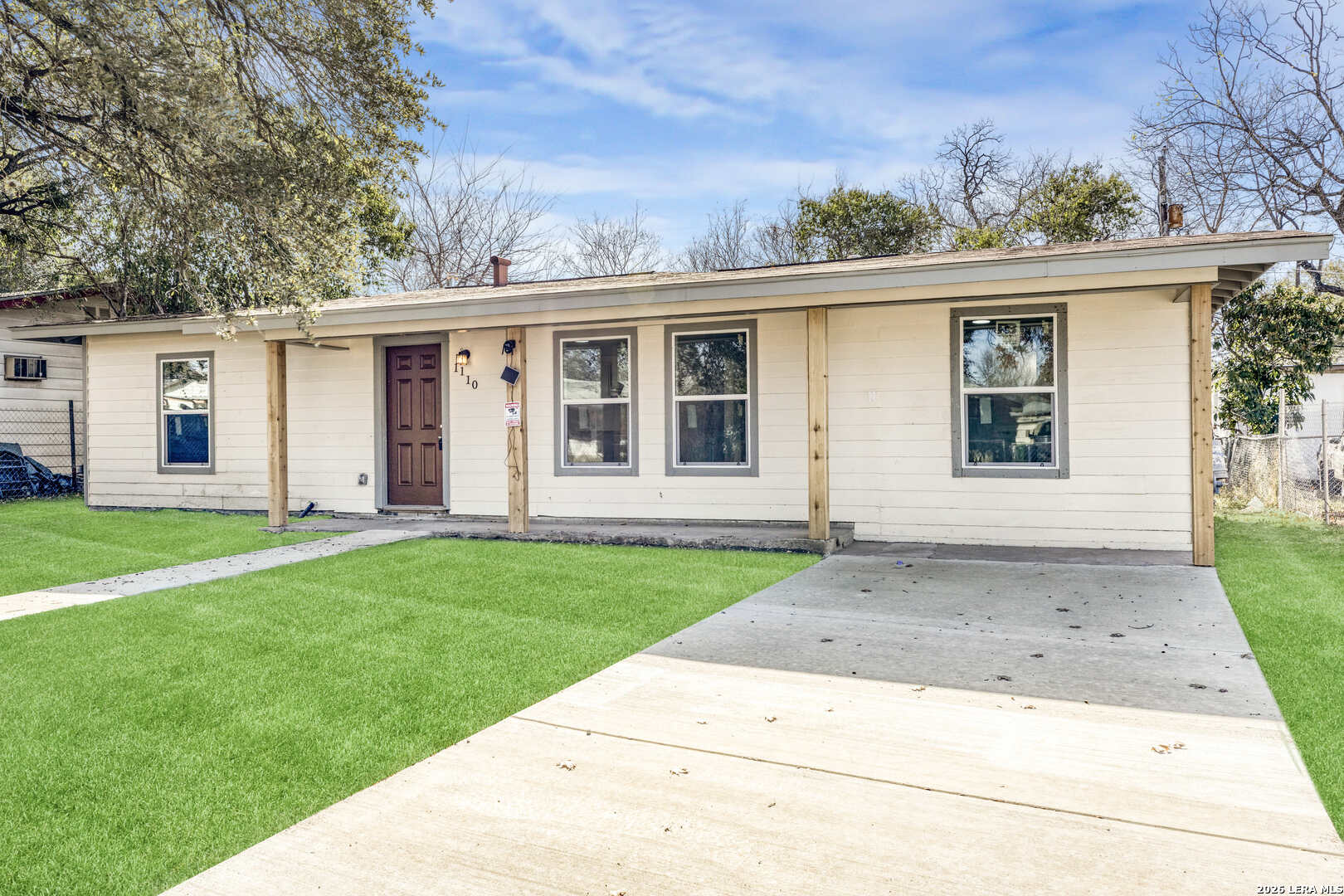 1110 Hermine, , 78201 — photo 1