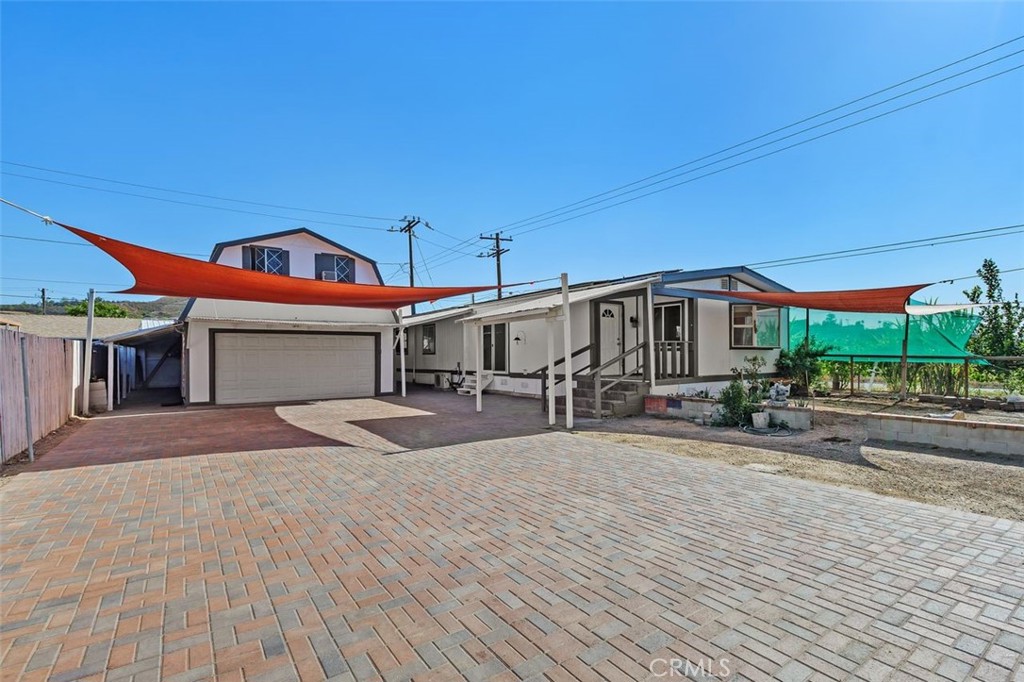 45265 Cash, Hemet, CA 92544 — photo 1