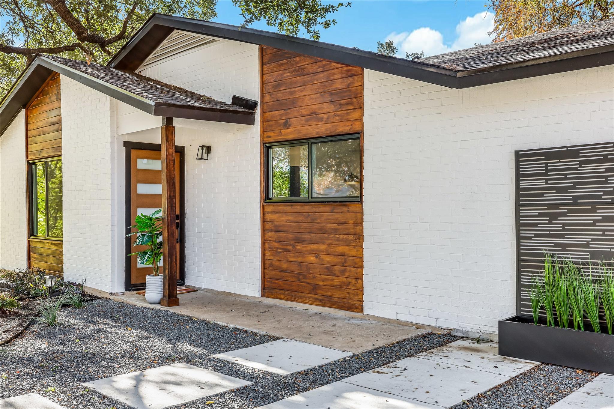 813 Cardiff, Austin, TX 78745 — photo 1