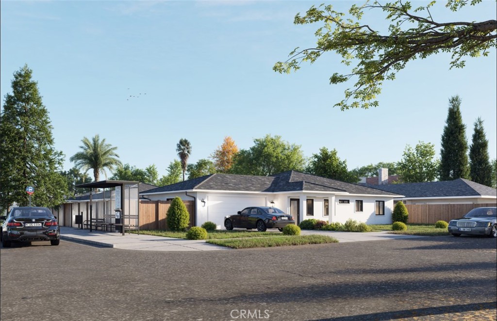2663 S 11TH, Fresno, CA 93725 — photo 1