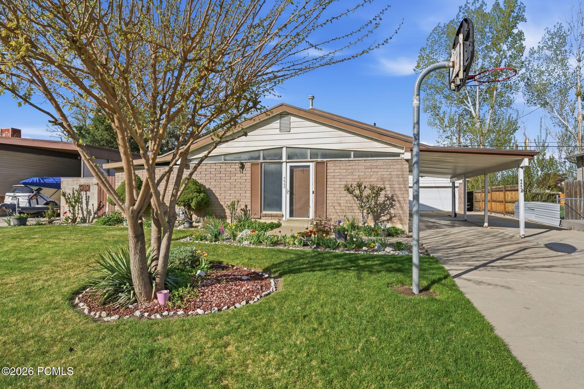 4668 S Green Valley Drive, Salt Lake City, UT 84107 — photo 1