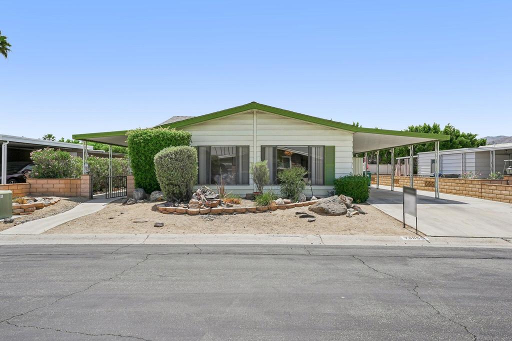 Address withheld, Palm Desert, CA 92260 — photo 1