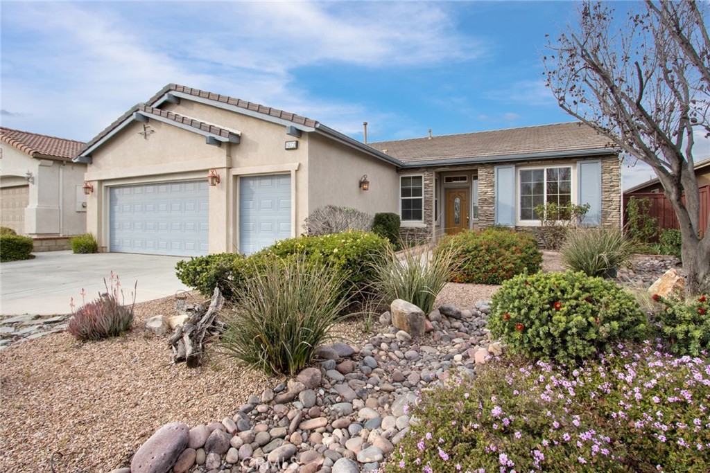 8172 Parry, Hemet, CA 92545 — photo 1