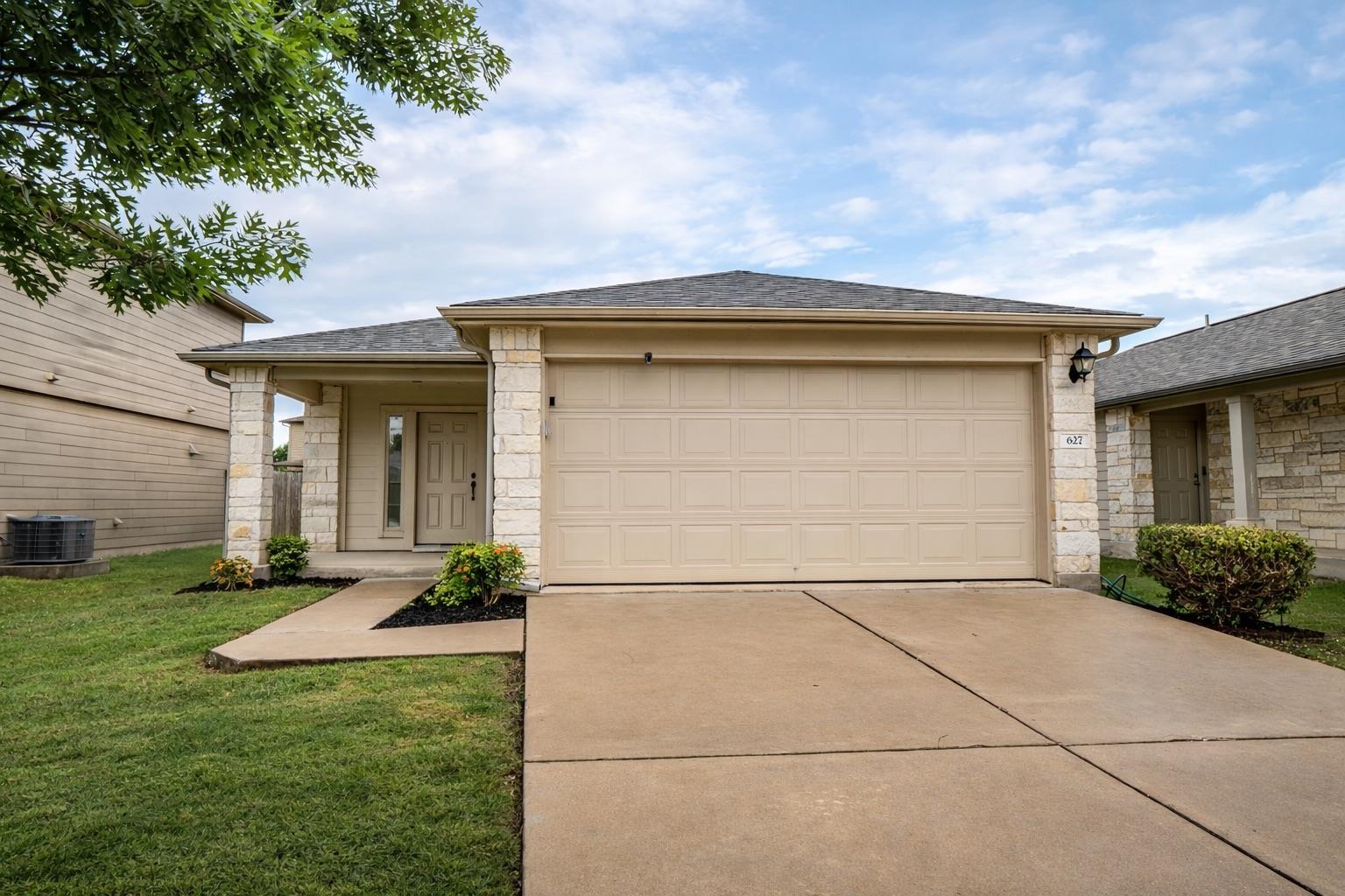 627 Pinnacle, Georgetown, TX 78626 — photo 1
