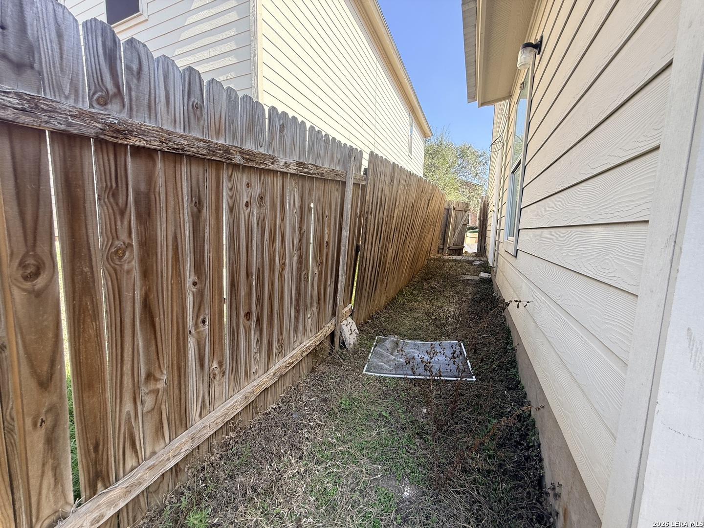 91 Booker Palm, ,  78239 — photo 1