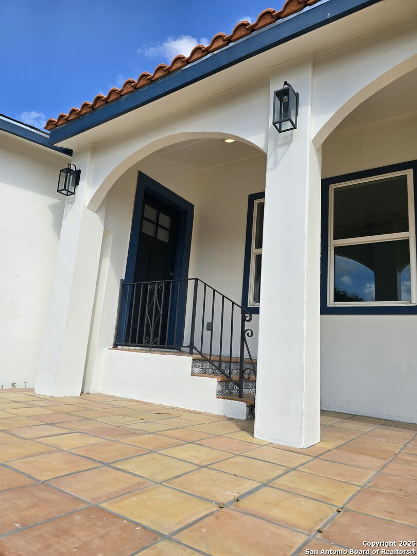 501 Agarita, ,  78212 — photo 1