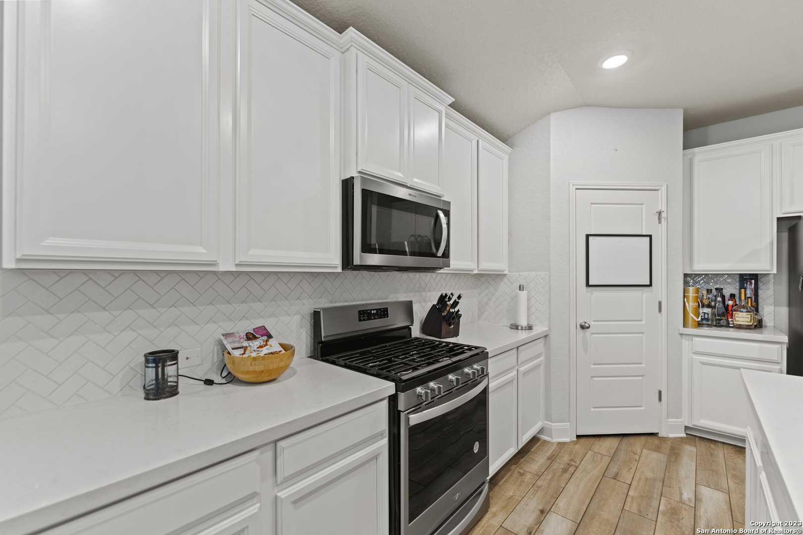 12136 Icon Rdg, ,  78253 — photo 1