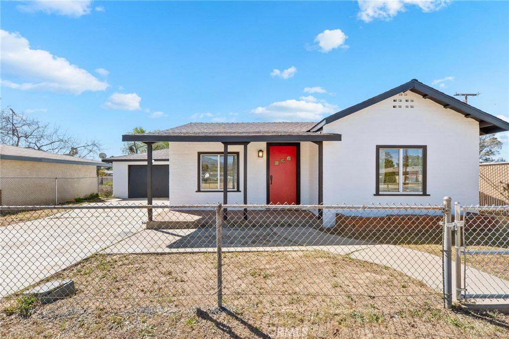 395 W 4th, Beaumont, CA 92223 — photo 1