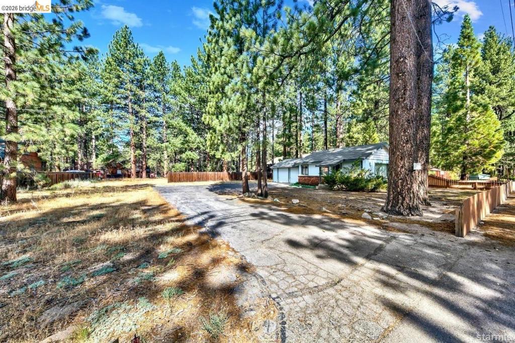 1098 4Th St, South Lake Tahoe, CA 96150 — photo 1