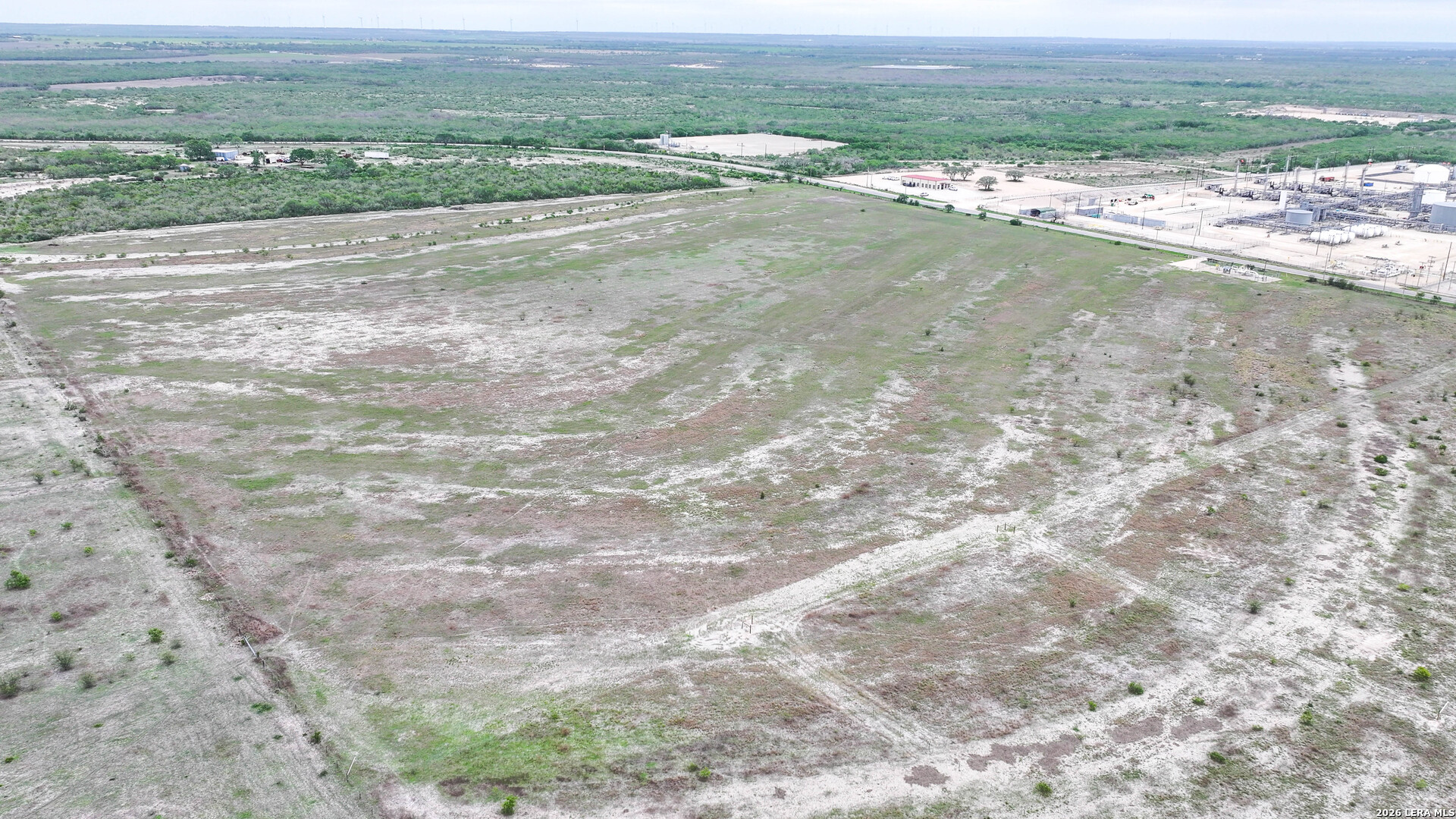 675 Fm 882, ,  78119 — photo 1