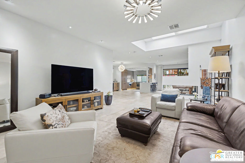 1310 E Andreas Road, Palm Springs, CA 92262 — photo 1
