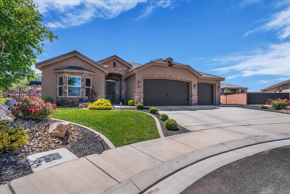 2817 BARBELLINO CIR, St George, UT 84770 — photo 1