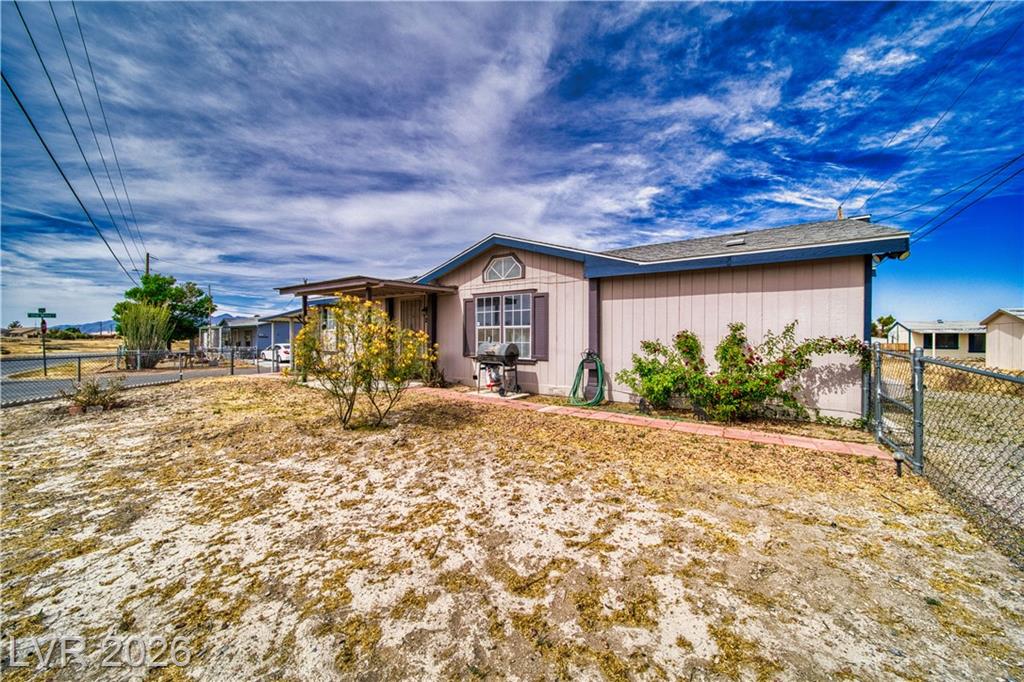 20 Old Mine Road, Pahrump, NV 89048 — photo 1
